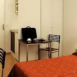 Aparthotel Adagio Access Paris - Porte De Chatillon
