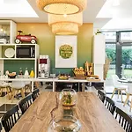 Aparthotel Adagio Access Paris - Porte De Chatillon 3*