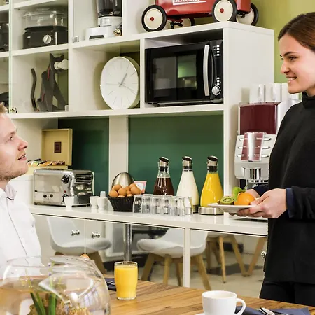 Ξενοδοχείο με διαμερίσματα Adagio Access Paris - Porte De Chatillon