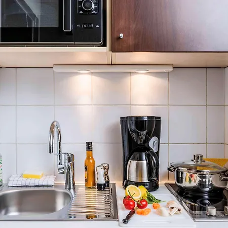 Adagio Access Paris - Porte De Chatillon Aparthotel