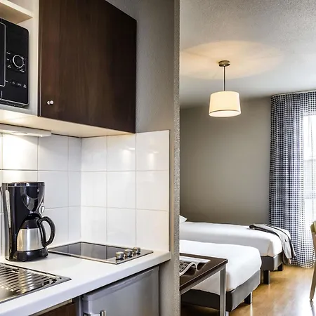 Adagio Access Paris - Porte De Chatillon Aparthotel 3*