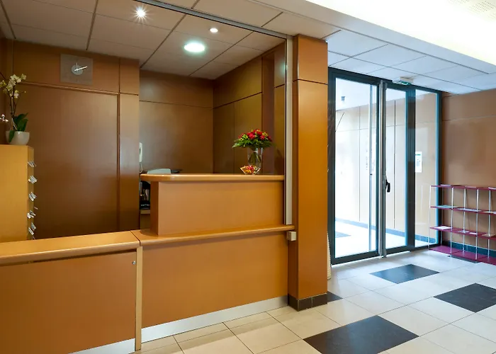 Ξενοδοχείο με διαμερίσματα Adagio Access Paris - Porte De Chatillon